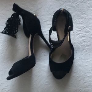 Jessica Simpson black strappy heel